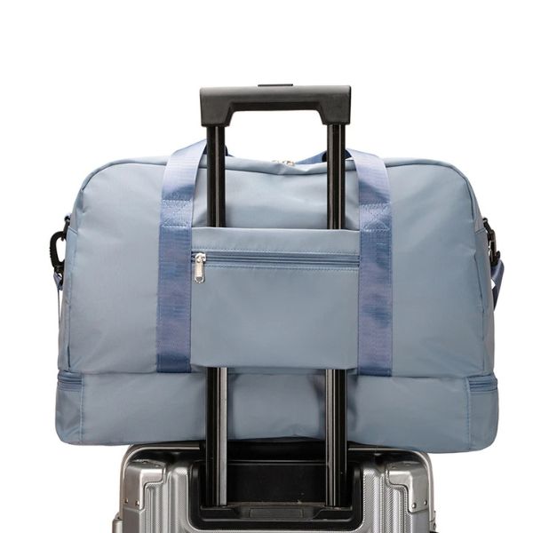 sac de voyage femme - sac de voyage - sac de voyage bandoulière - sac de voyage femme bandoulière - sac de voyage avec compartiment chaussures - sac bandoulière - sac de voyage cabine - sac de voyage avion - sac bagages à main - VoyagerZen -