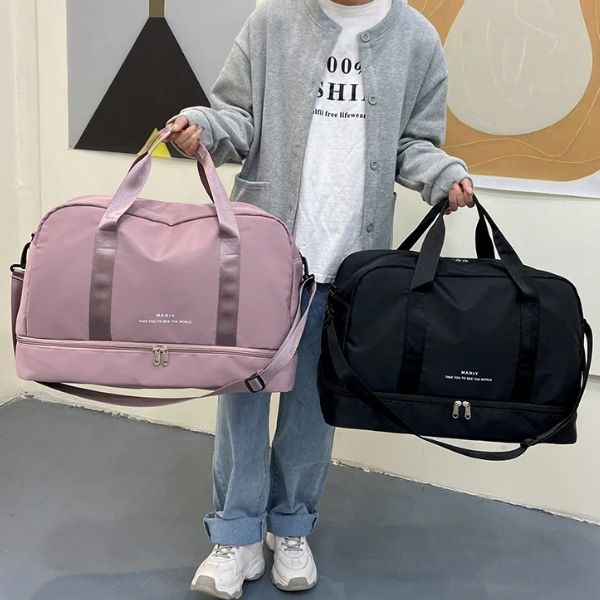 sac de voyage femme - sac de voyage - sac de voyage bandoulière - sac de voyage femme bandoulière - sac de voyage avec compartiment chaussures - sac bandoulière - sac de voyage cabine - sac de voyage avion - sac bagages à main - VoyagerZen -