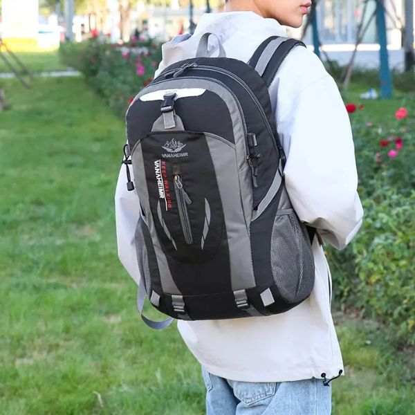 Sac à Dos de Randonnée universel léger et imperméable - Walker™